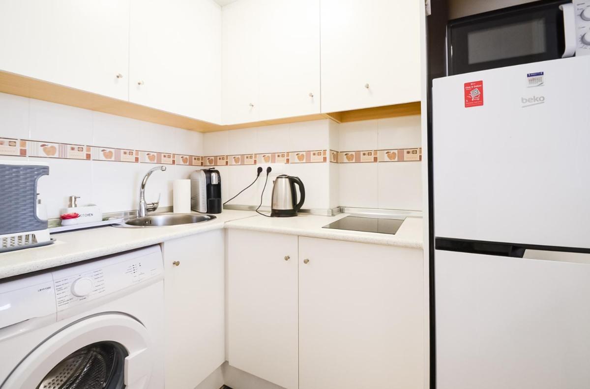 Schoene Wohnung Mit Pool , Wi-Fi Und Privat Garage 托雷维耶哈 外观 照片