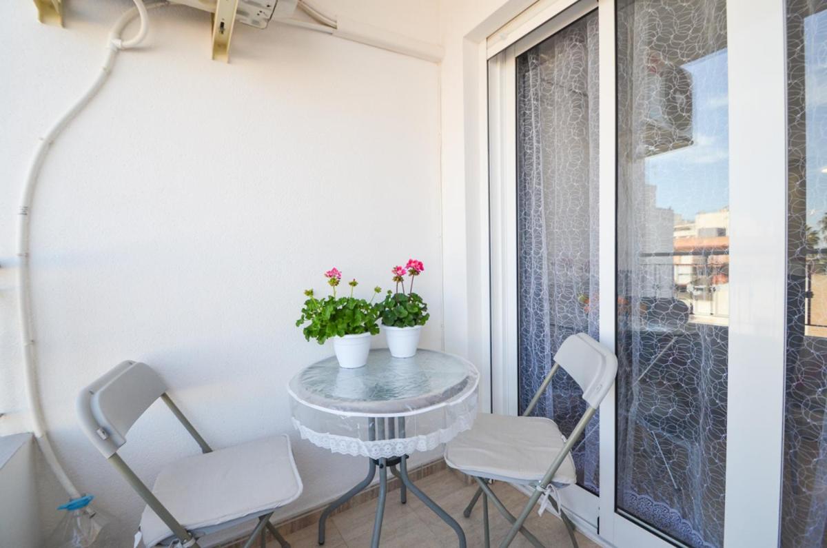 Schoene Wohnung Mit Pool , Wi-Fi Und Privat Garage 托雷维耶哈 外观 照片