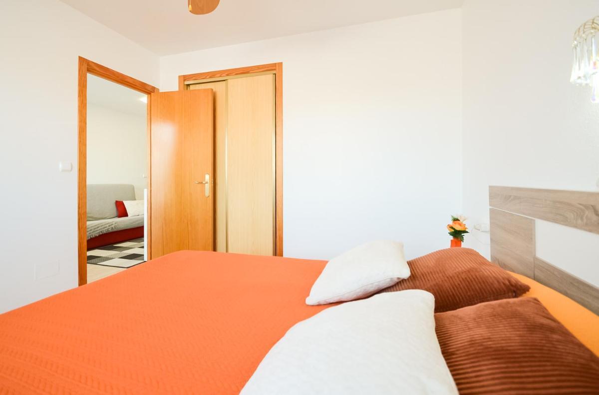 Schoene Wohnung Mit Pool , Wi-Fi Und Privat Garage 托雷维耶哈 外观 照片